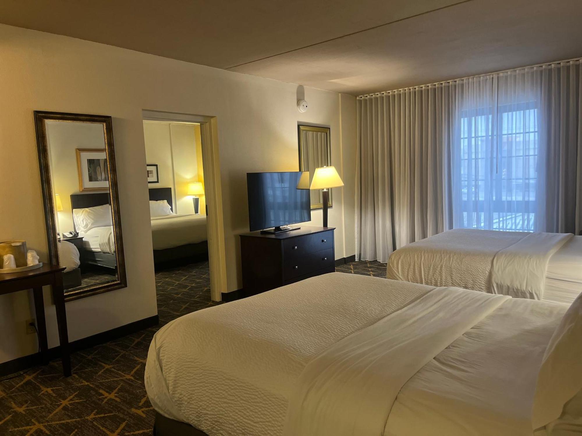 Holiday Inn & Suites Springfield-I-44 By Ihg Extérieur photo
