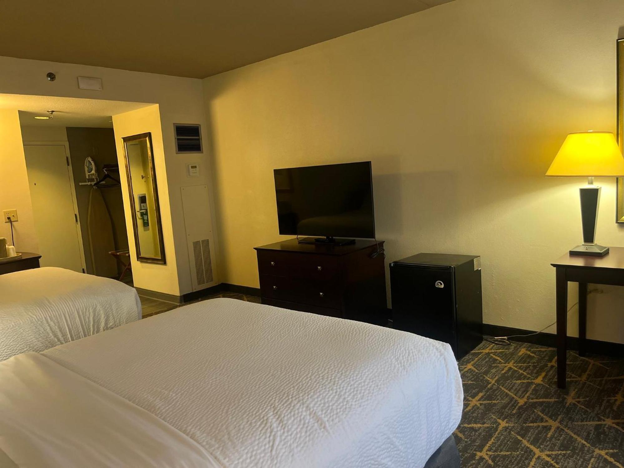 Holiday Inn & Suites Springfield-I-44 By Ihg Extérieur photo